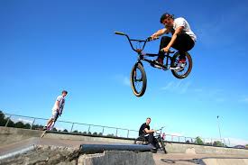 Trik Atraksi BMX ~ Sepeda-Gowess