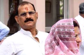 Controversial ruling SP MLA Vijay Mishra claimed that the money which his daughter gave to warders after his release on bail from Naini jail at Allahabad ... - M_Id_311191_Vijay_Mishra