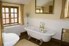 How to Creatively Update your Bathroom on a Budget