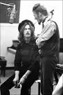 https://lh5.googleusercontent.com/-vOfGhQlHDnw/TXVddy10R4I/AAAAAAAAA4E/N6YYldLRBpI/eric-clapton-and-ginger-baker-wheels-of-fire-c2a92003-linda-mccartney_star-file.jpg