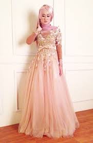 20 Koleksi Model Dress Terbaru Favorit Hijabers