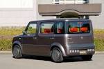 Nissan Cube. MotoBurg