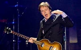 Ouça parceria de Paul McCartney com Stevie Wonder