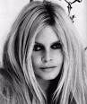 Beauté clairement inspirée par Brigitte Bardot, ICONE imparable, ... - images?q=tbn:ANd9GcS0s6Vt5xh5pk7X5qK3J2HBWb8EiElWL9DTGG_50MMixAT0ZnpjSO2sPw