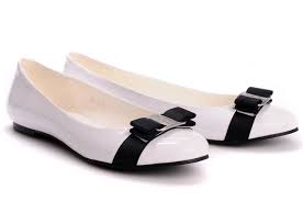 25+ Stunning Womens Trendy Flat Shoes