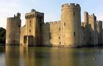 Bodiam Castle, East Sussex, England, 11 October 2005 by Phillip Capper in - via Daymix
