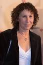 Rhea Perlman