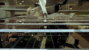 HELICOPTERO QUE DESTRUYE UN EDIFICIO EN MATRIX 1