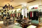 Shopping at Tory Burch is a “Beach” | JetSetSocialite.