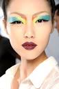 http://xiziluo.files.wordpress.com/2011/01/christian-dior-fall-2010-couture1.jpg