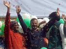 India Inc gives thumbs up to Kejriwal | Business Standard News
