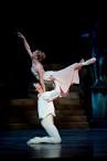 Amazing Ballet Figures Taken at The Right Moment - Chill Out Point
