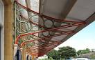 Brackets, Torquay station - via Daymix