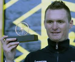 Ženeva - Slovenski kolesar Grega Bole (Vacansoleil) je zmagal na drugi etapi dirke Tour de l&#39;Ain v Franciji. Na 149 kilometrov dolgi preizkušnji od Ferme ... - djvu_1360275_fincm_tlo-Bole