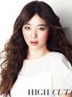 f(x)'s Sulli gets dolled up in