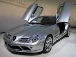 File:Mercedes-Benz SLR McLaren 2 cropped.jpg - Wikimedia Commons