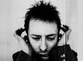A Thom Yorke le pasa un poco