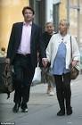 http://i.dailymail.co.uk/i/pix/2008/09/21/article-1059150-02BE469D00000578-125_468x713.jpg