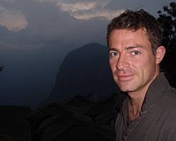 Oliver Steeds speaker Oliver Steeds is an explorer and investigative journalist. He&#39;s presented critically acclaimed series in the US, UK and worldwide for ... - Oliver