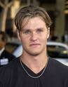 Zachery Ty Bryan Image Pipe Colors: Zachery Ty Bryan Picture 1