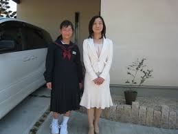 中学生　娘|中学生の娘と母親の写真素材 [26146968] - PIXTA