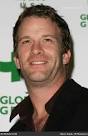 http://www.exposay.com/celebrity-photos/thomas-jane-8th-annual-green-cross-millennium-awards-1JgIj6.jpg