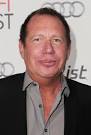 http://www3.pictures.zimbio.com/gi/Garry%2BShandling%2BAFI%2BFEST%2B2010%2BPresented%2BAudi%2Bta6y4DO1nV_l.jpg