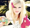 OMFG ITS Zoe Kimball!
