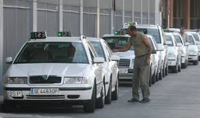 LA GREMIAL Y LA FEDERACIÓN DEL TAXI DICEN QUE EL PRINCIPIO DE ACUERDO SOBRE LAS 16 HORAS ES(MADRID) Images?q=tbn:ANd9GcSFvlT3YttrFYDRJN2g_liPkJba-LSAAO6jUXM9vSN-atlxQlNw