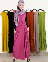 4 Tips Merawat Busana Muslim | Sahabat Nisrina