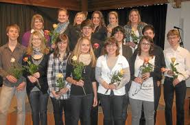 ... Bianca Ulmschneider (Klavier und Horn), Miriam Gnann (Violoncello), Svenja Schick (Klavier), Julian König (Posaune), Marion Mager (Saxophon), ... - media.media.49432204-0a41-44ef-be0c-758e1eb7e8f4.normalized