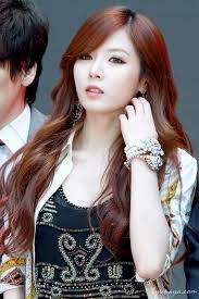 [صور] HyunAh لـ مجموعة يناير 2013 لمجلة Elle Girl الكورية.. Images?q=tbn:ANd9GcSHxeISBHeF7LI92L0ZxF1ScQAyVMmHkDFc0hTWDZGPMwfUCX6WfA