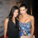 KOURTNEY AND KIM TAKE NEW YORK | Kim Kardashian New York ...