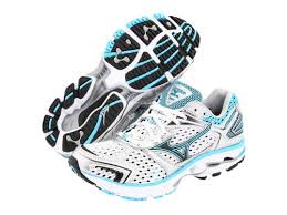 REVIEWS: Best Rated Women's Running Shoes | RunPals