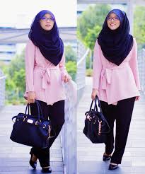 Cara Berhijab Terbaru Dengan Gaya Feminim Dan Ceria