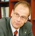 TUDATBÁZIS – mert nem vagy egyedül… – Navracsics Tibor