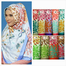 Kulakan Kerudung Murah Segi Empat