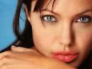 How To Plump Up Your Lips ... - angelina_jolie-lips
