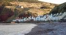 The film star village, squeezed between the unstable cliffs and the sea - via Daymix