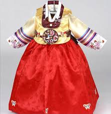 korean haristyle and hanbok Images?q=tbn:ANd9GcSQ_NrjJuX9GEFGbgymbdjCYCy85j44THaI1ayzs1Gf3fPqDYbz0w