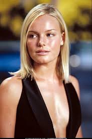 Anne Marie Chadwick - Kate Bosworth in Blue Crush (2002). Photo Credit: Photo Agency - vm97x4sctplelps