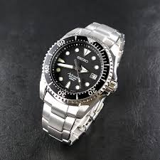 Premier Achat <= 1k5 (Automatique & squelette) Images?q=tbn:ANd9GcSReRddVVHO2WxA0TTQ1FmShUal2_izZFGMi5KmkDRr_yp3MAkLodqBGS_zMQ