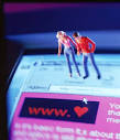 Finding A Date Without Leaving Your Home – 3 Simple Steps To Do