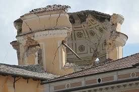 I danni del terremoto a l' Aquila