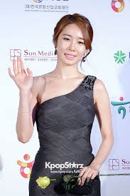 MC\u0026#39;s Yoo In Na-Kim Byung Chan Elegant Attire at K-Drama Star ... - 44783-yoo-in-na-and-kim-byung-chan-dae-jeon-drama-star-awards