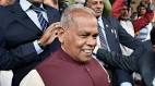 Jitan Ram Manjhi expelled from JD(U), Nitish stakes claim to form.