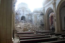 Iglesia de Santiago en Lorca tras el terremoto