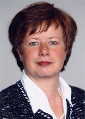 Iris Henseler-Unger, Federal Network Agency for Electricity, Gas, Telecommunications, Post and Railway, Germany. The Alliance for User-Friendly Terminals ... - henseler-unger