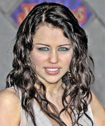 http://proms-hairstyless.blogspot.com/