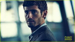 About this photo set: Pretty Little Liars star Julian Morris looks fashion forward in this brand new feature from Mr. Porter. Here&#39;s what the 30-year-old ... - julian-morris-mr-porter-fashion-feature-02